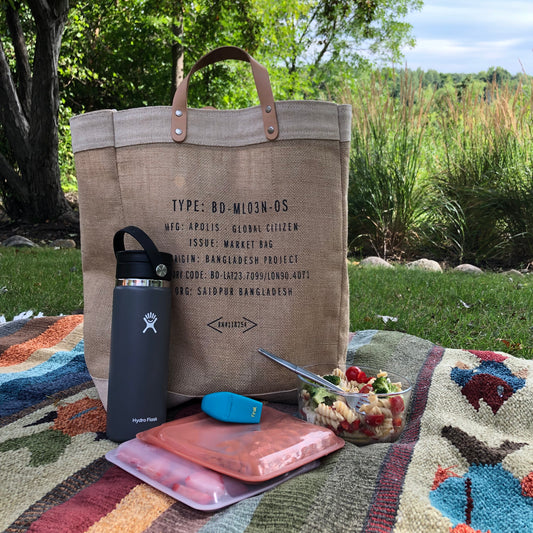 Our Favorite Sustainable Picnic Picks