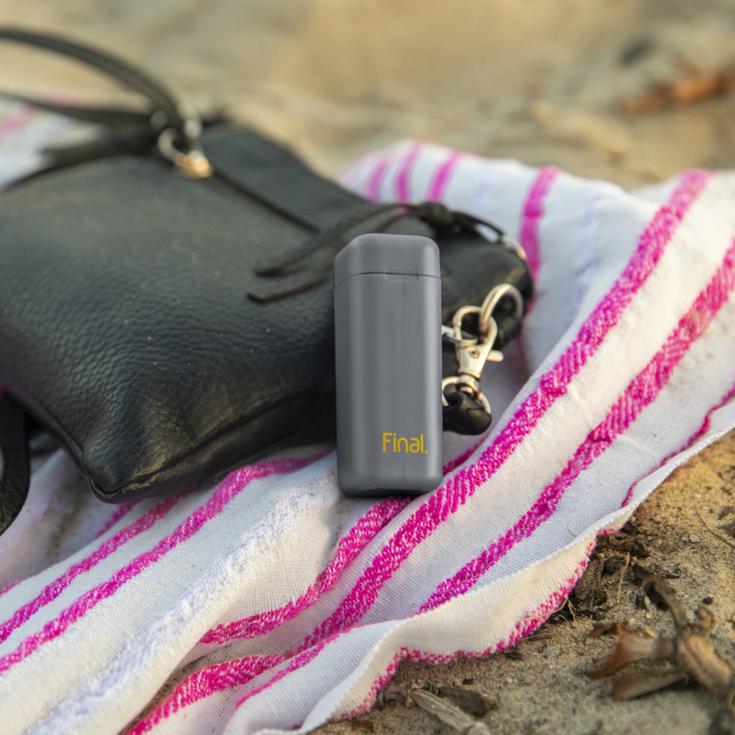 Shark-Butt Grey / Silver